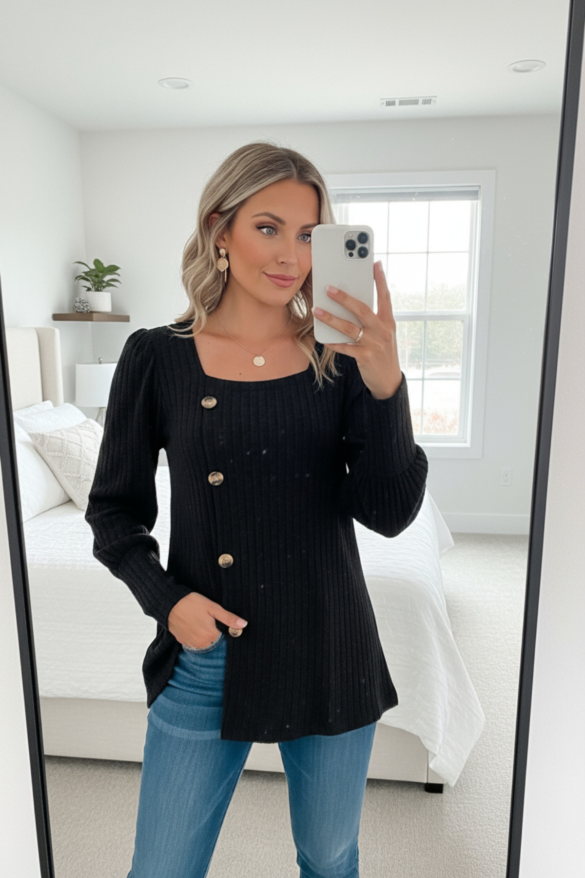 Kadın Uzun Kollu Düğmeli Mevsimlik Bluz – Yumuşak Dokulu, Esnek ve Sıcak Tutan Kumaş